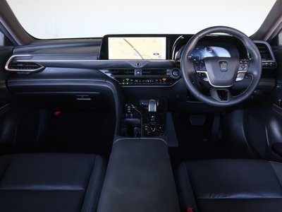 TOYOTA CROWN SPORT - 8