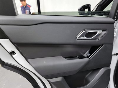 2025 LAND Rover RANGE ROVER VELAR — миниатюра 15
