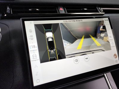 2025 LAND Rover RANGE ROVER VELAR — миниатюра 21