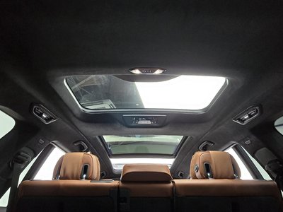 2025 BMW X7 — миниатюра 20