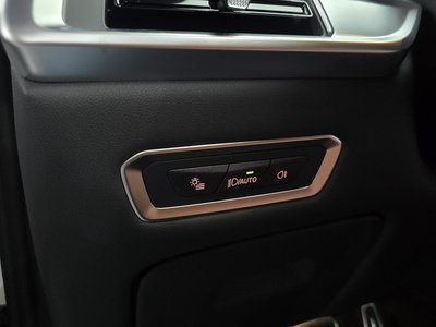 2025 BMW X7 — миниатюра 25