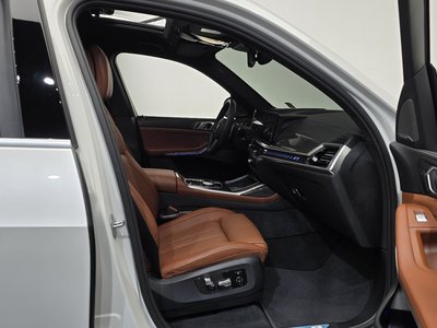 2025 BMW X7 — миниатюра 16