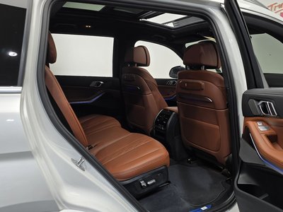 2025 BMW X7 — миниатюра 17