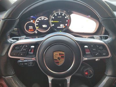 PORSCHE CAYENNE - 8