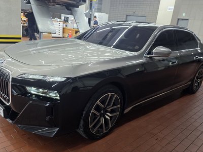 BMW 7 SERIES - 3