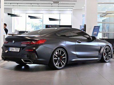 BMW 8 SERIES - 3