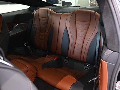 BMW 8 SERIES - 10