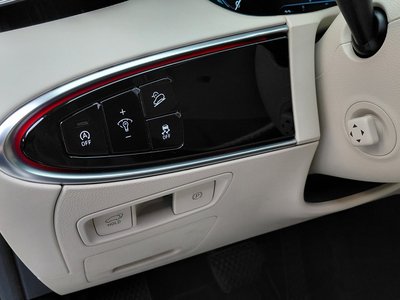 2023 Genesis GV70 thumbnail 25