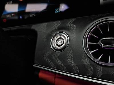 2024 Mercedes-BENZ GT AMG — миниатюра 29