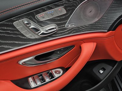 2024 Mercedes-BENZ GT AMG — миниатюра 34