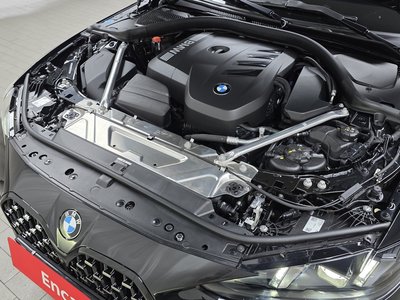 2026 BMW 4 SERIES photo 7