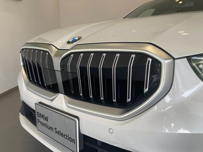 2025 BMW 5 SERIES — фото 6