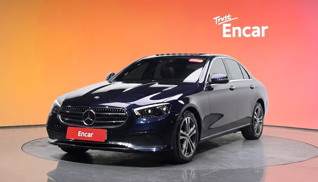 MERCEDES-BENZ E-CLASS - View 1