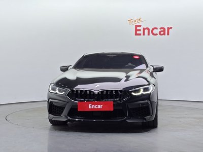 BMW M8 - 2