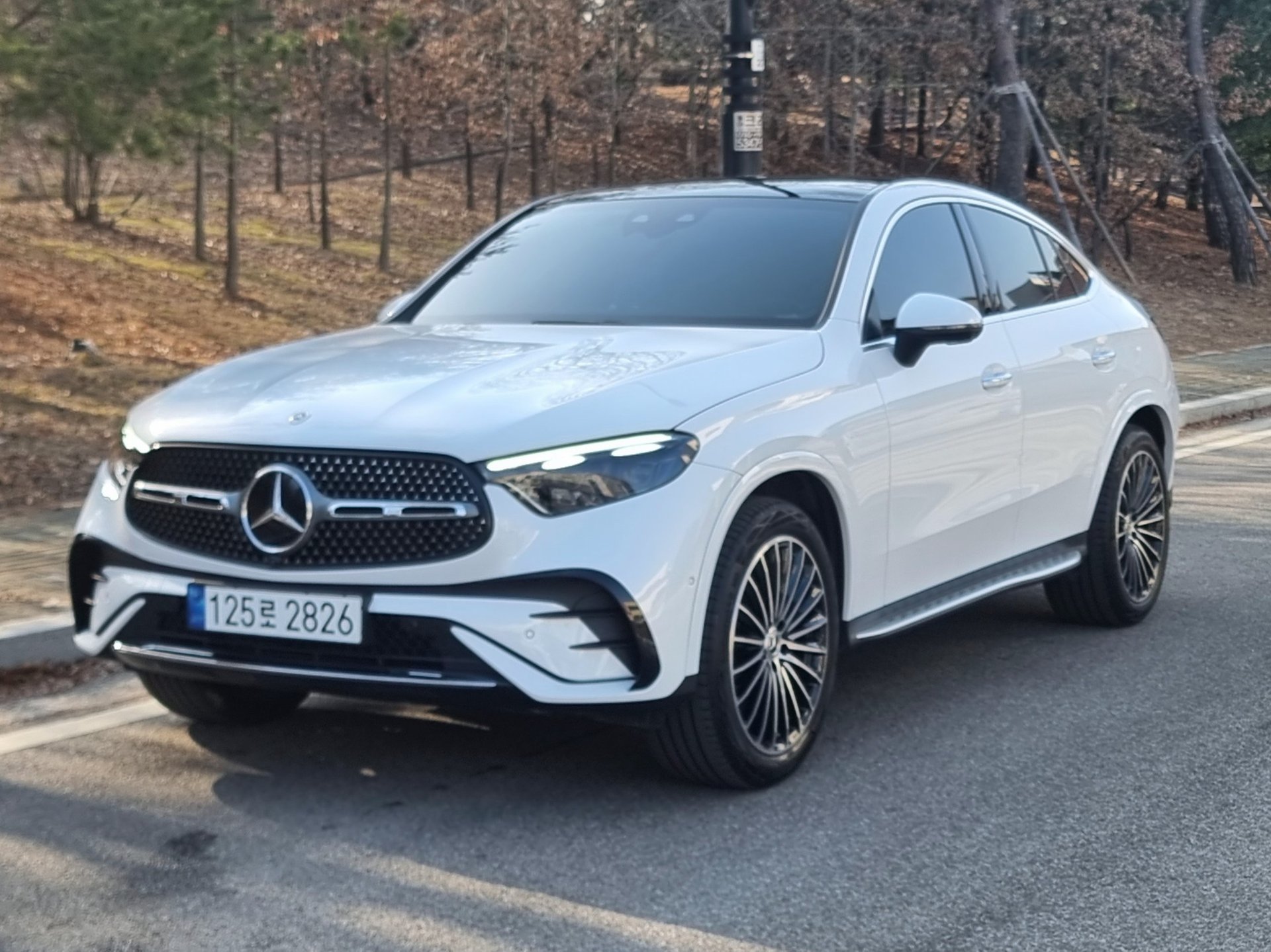 MERCEDES-BENZ GLC - View 1