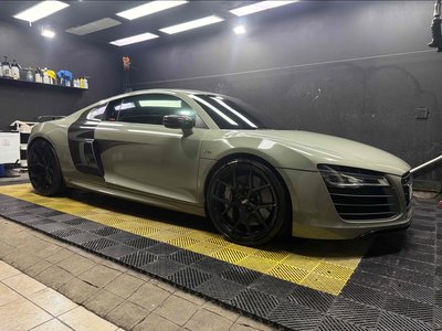 AUDI R8 - 9