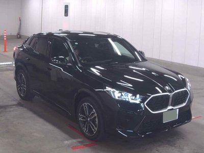 صورة 1 لـ 2026 BMW X2