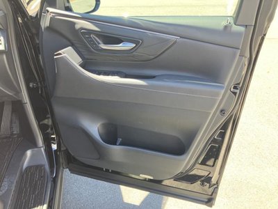 2024 Toyota ALPHARD — миниатюра 20
