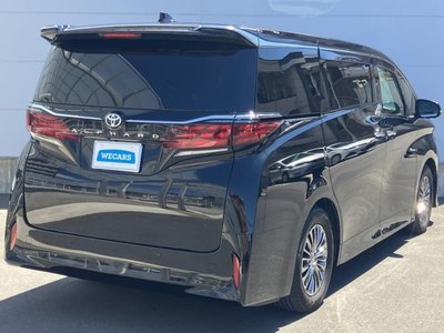 2024 Toyota ALPHARD — фото 3