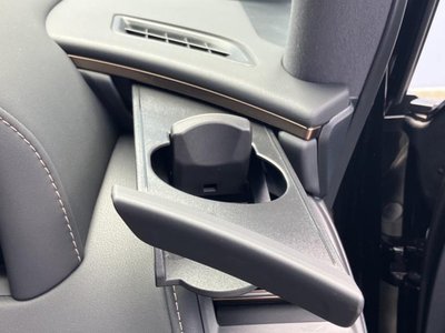 2024 Toyota ALPHARD — миниатюра 25