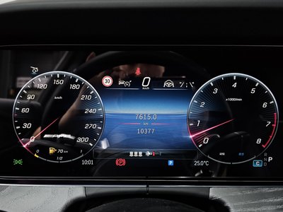 2024 Mercedes-BENZ GT AMG — миниатюра 11