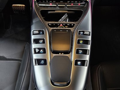 2024 Mercedes-BENZ GT AMG — миниатюра 34