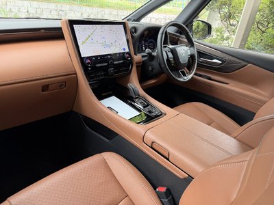 TOYOTA VELLFIRE - 6