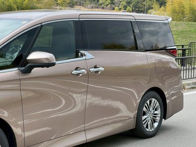 TOYOTA ALPHARD - 7