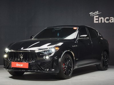 MASERATI LEVANTE - 1