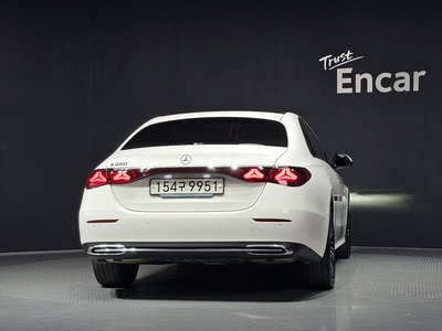 MERCEDES-BENZ E-CLASS - 3