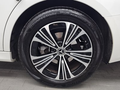 MERCEDES-BENZ E-CLASS - 8