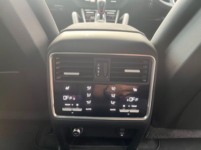 صورة مصغرة 23 لـ 2021 Porsche CAYENNE