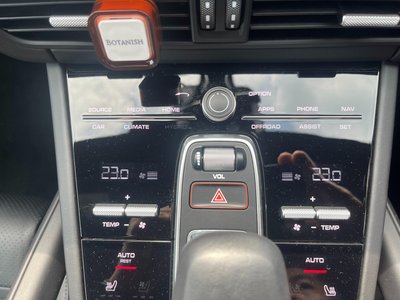 صورة مصغرة 12 لـ 2021 Porsche CAYENNE