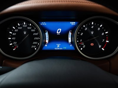 صورة مصغرة 11 لـ 2019 Maserati GHIBLI