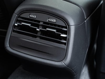 صورة مصغرة 44 لـ 2019 Maserati GHIBLI