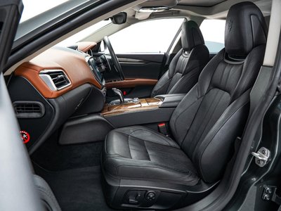صورة مصغرة 48 لـ 2019 Maserati GHIBLI