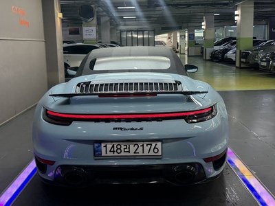 صورة 6 لـ 2022 Porsche 911