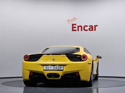 FERRARI 458 - 4