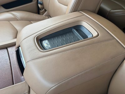 CADILLAC ESCALADE - 10