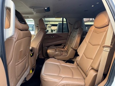 CADILLAC ESCALADE - 7