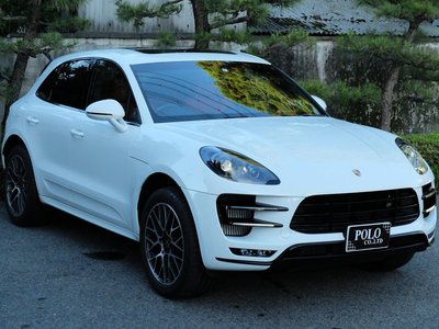 PORSCHE MACAN - 6