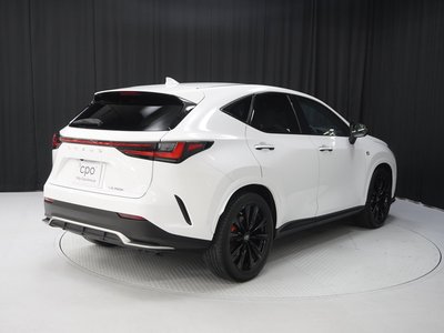 صورة 4 لـ 2023 Lexus NX