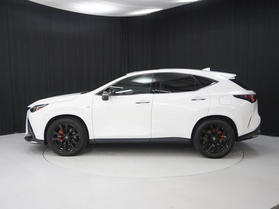 صورة 2 لـ 2023 Lexus NX