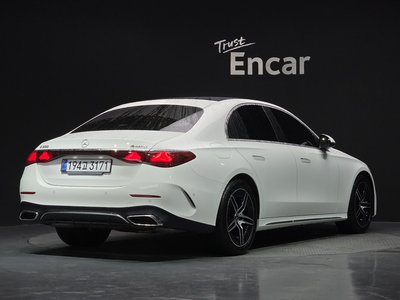 MERCEDES-BENZ E-CLASS - 4