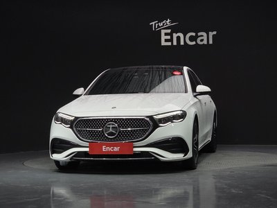 MERCEDES-BENZ E-CLASS - 2