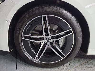 MERCEDES-BENZ E-CLASS - 6