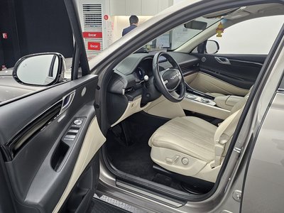 GENESIS GV80 - 10