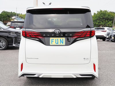 2025 TOYOTA ALPHARD photo 7