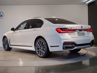 BMW 7 SERIES - 7