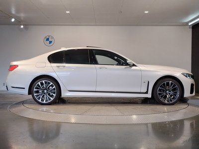 BMW 7 SERIES - 10